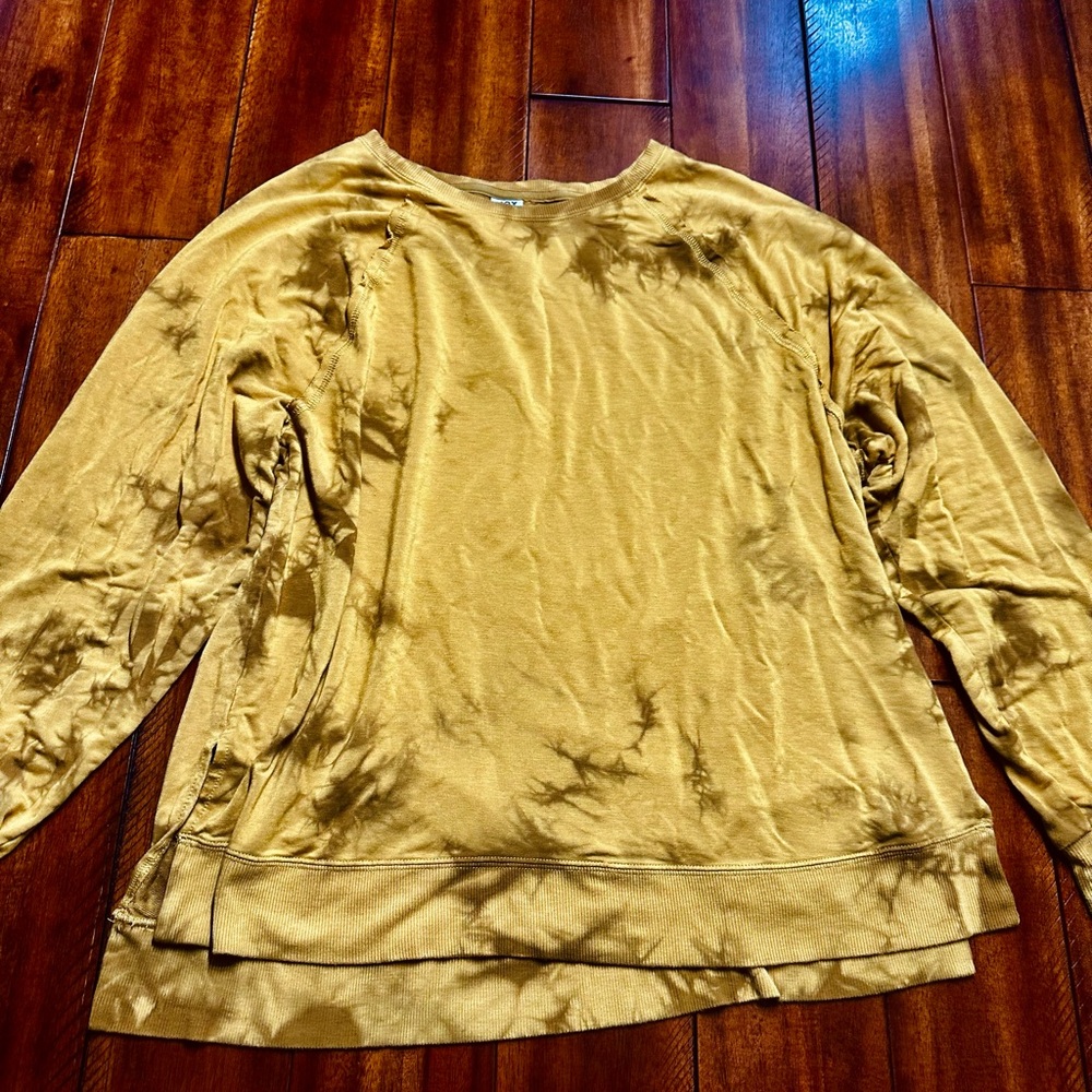 JoyLab Mustard Long Sleeve Top